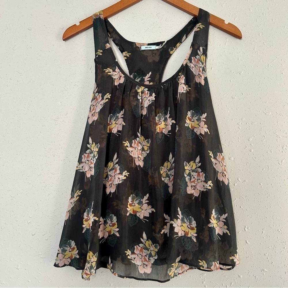 🦋 Urban Outfitters Kimchi Blue Grey Floral Razor Back Flowy Tank Top Medium